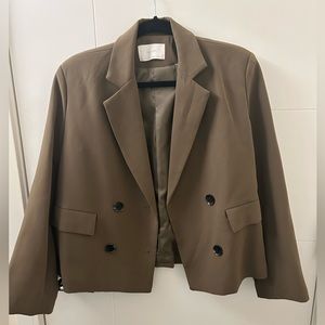 Oak + Fort khaki cropped blazer
